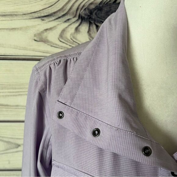 Duluth Trading Co Lilac Purple Sol Survivor Sun Protection Button Down Shirt - Picture 9 of 16